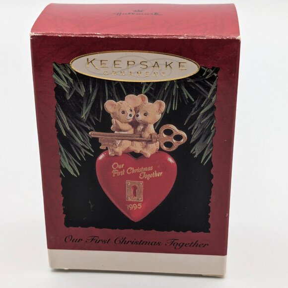 Hallmark Keepsake Our First Christmas Together 1995, Vintage Christmas Ornament - Picture 7 of 10